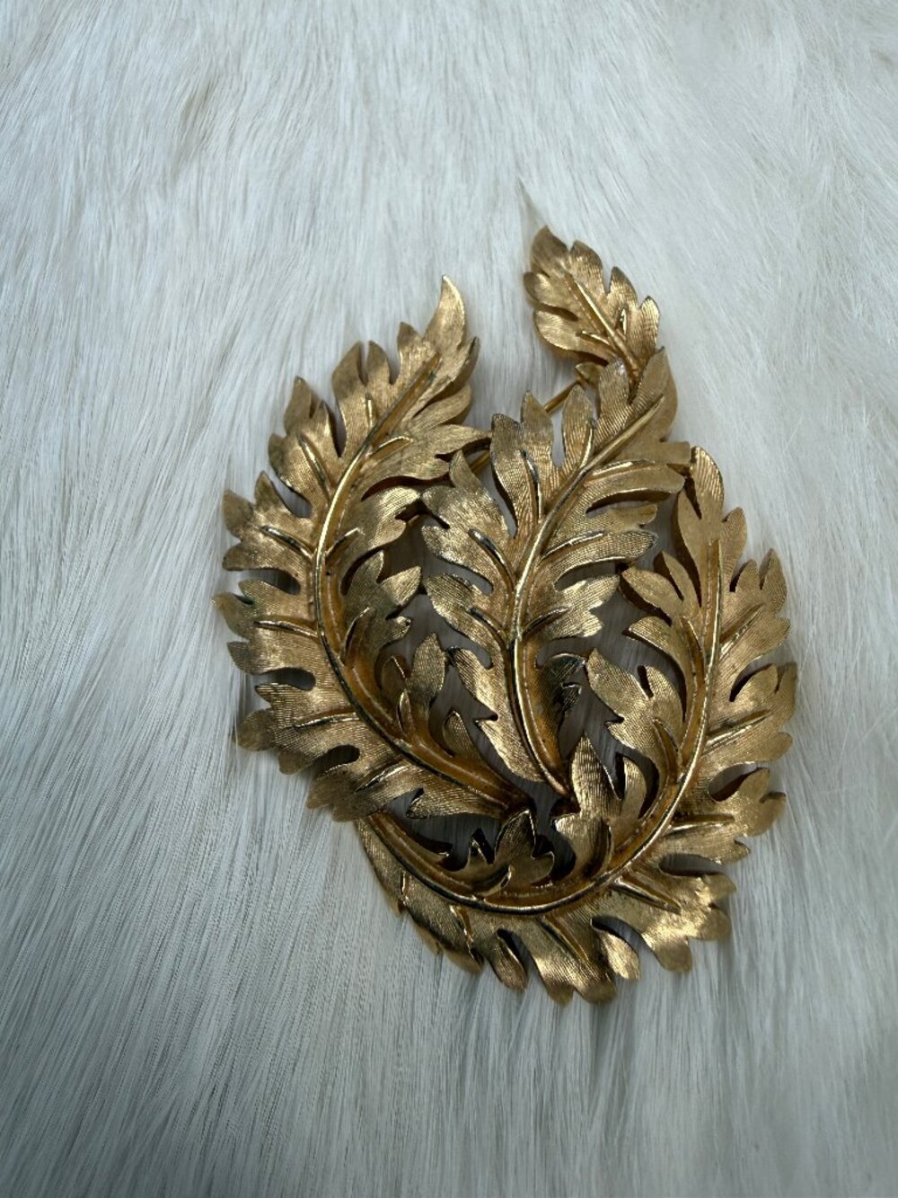 Vintage Crown Trifari Brushed Gold-Tone Leaf Brooch 2.25" X 2" MCM